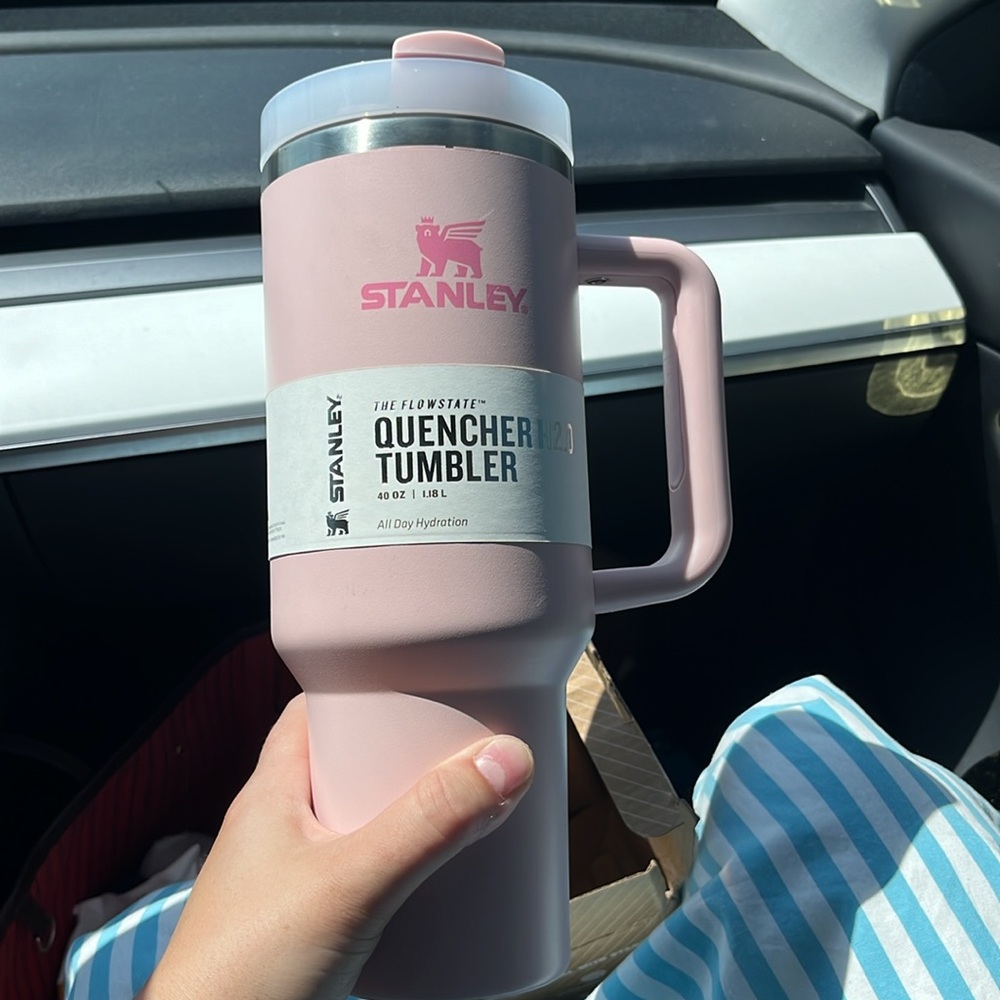 Light pink Stanley quencher tumbler 40oz
